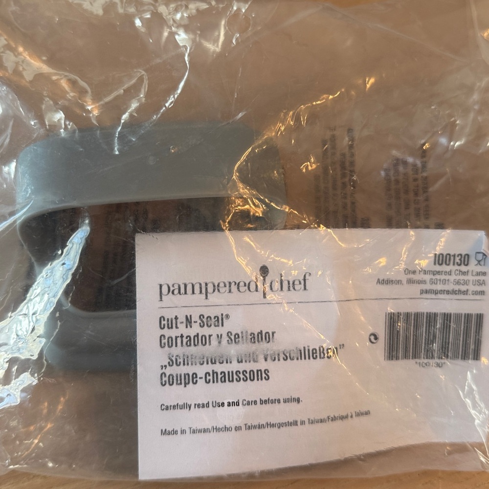 Pampered Chef Cut-N-Seal